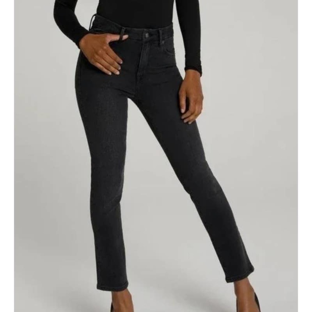 Good American Jeans Good Classic Size 6 or 28 Black